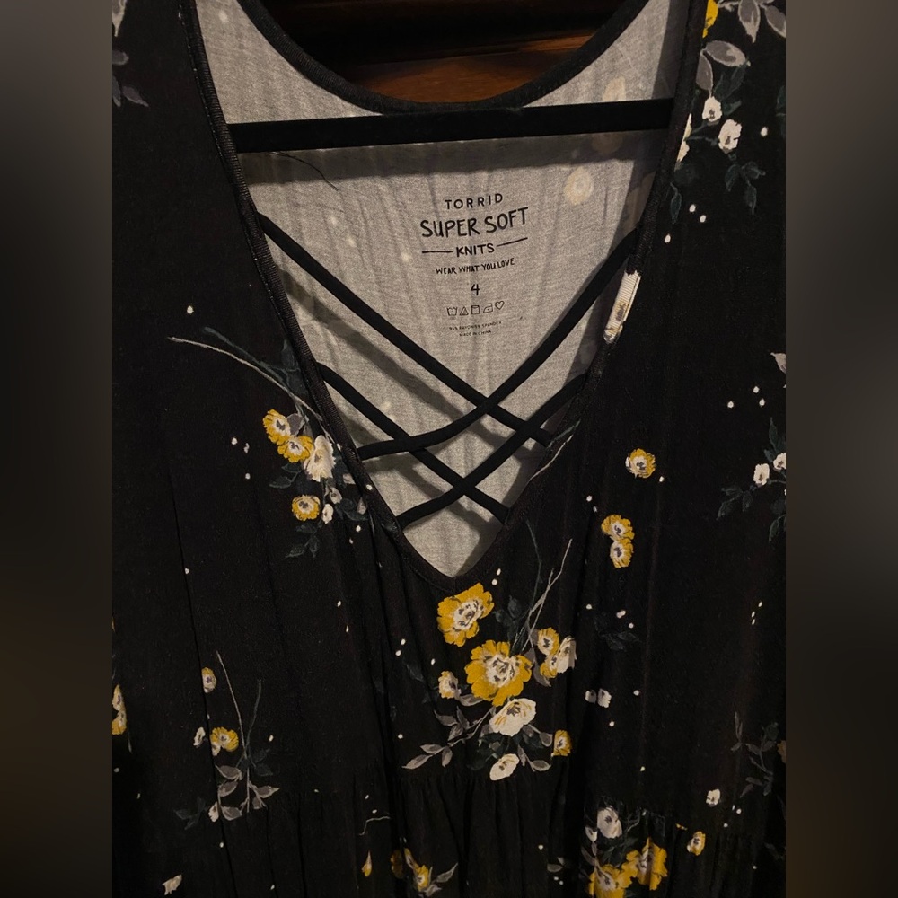 Torrid Black Floral Blouse - Picture 3 of 14
